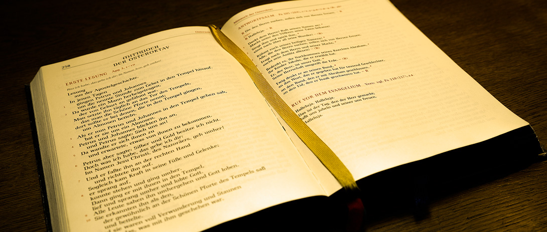 Bild des grossen Messbuches aus der Sakristei